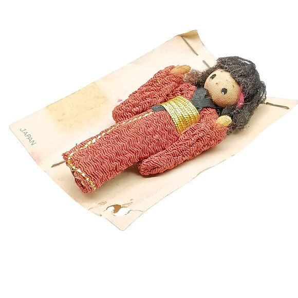 Vintage Japanese Handmade Kimono Doll Brooch with Gold Obi & Original Backing - Picture 2 of 2